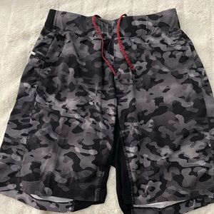 Lulemon men shorts